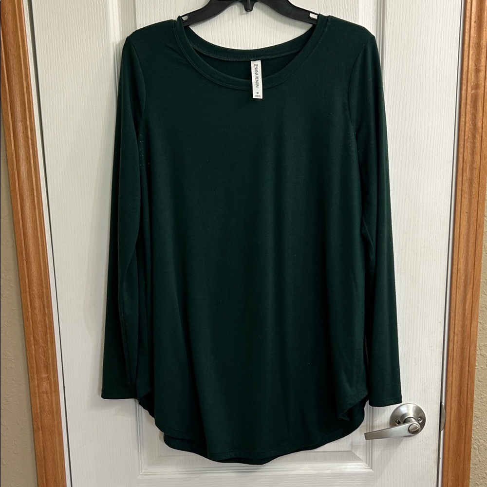 Universal Thread Forest Green Long Sleeve Tee